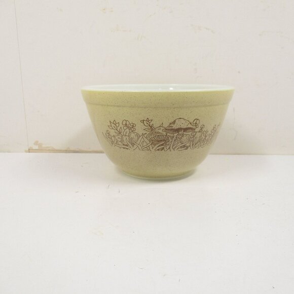 Vintage Pyrex Mixing Bowl 401 Forest Fancies Mushrooms Brown Tan Small 750ml - Picture 3 of 7
